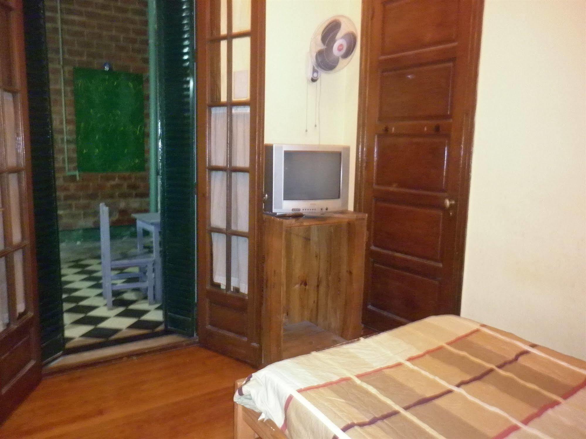 בואנוס איירס VI Luz Y Entre Hostel מראה חיצוני תמונה